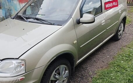 Renault Logan I, 2010 год, 369 000 рублей, 1 фотография