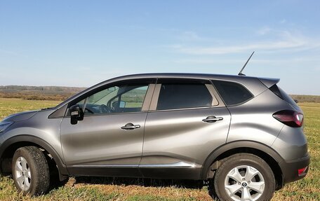 Renault Kaptur I рестайлинг, 2021 год, 1 680 000 рублей, 9 фотография