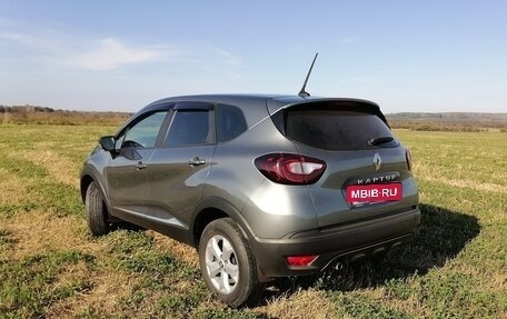Renault Kaptur I рестайлинг, 2021 год, 1 680 000 рублей, 8 фотография