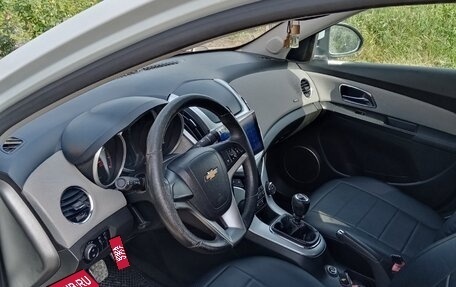 Chevrolet Cruze II, 2013 год, 970 000 рублей, 7 фотография