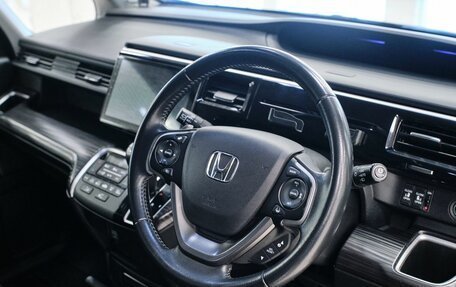 Honda Stepwgn IV, 2015 год, 1 848 000 рублей, 17 фотография