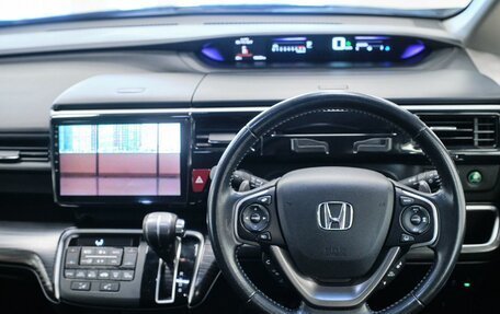 Honda Stepwgn IV, 2015 год, 1 848 000 рублей, 31 фотография