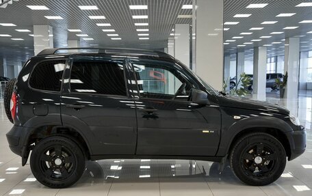 Chevrolet Niva I рестайлинг, 2018 год, 642 000 рублей, 5 фотография