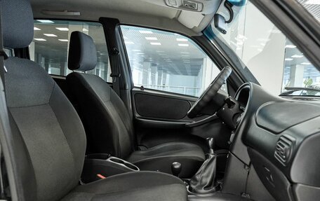 Chevrolet Niva I рестайлинг, 2018 год, 642 000 рублей, 13 фотография