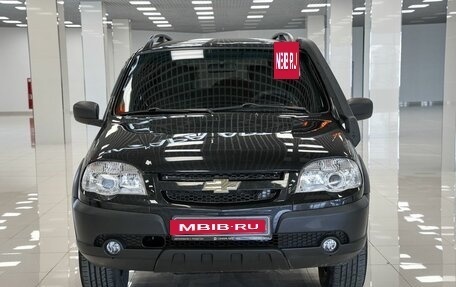 Chevrolet Niva I рестайлинг, 2018 год, 642 000 рублей, 7 фотография