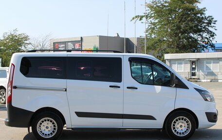 Ford Tourneo Custom I рестайлинг, 2017 год, 3 465 000 рублей, 4 фотография