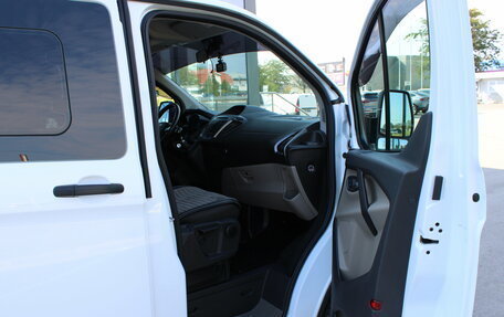 Ford Tourneo Custom I рестайлинг, 2017 год, 3 465 000 рублей, 20 фотография