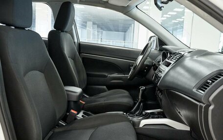 Mitsubishi ASX I рестайлинг, 2013 год, 835 000 рублей, 11 фотография
