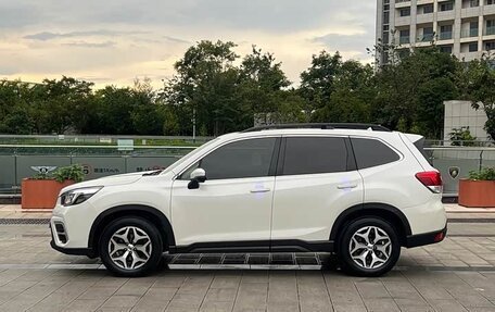 Subaru Forester, 2022 год, 2 333 000 рублей, 7 фотография