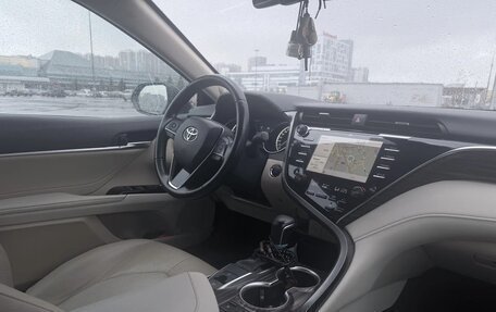 Toyota Camry, 2020 год, 3 750 000 рублей, 8 фотография
