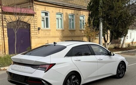 Hyundai Elantra, 2023 год, 1 750 000 рублей, 5 фотография