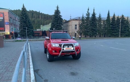 Toyota Hilux VII, 2013 год, 3 100 000 рублей, 2 фотография