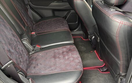 Mitsubishi Outlander III рестайлинг 3, 2015 год, 1 387 000 рублей, 7 фотография