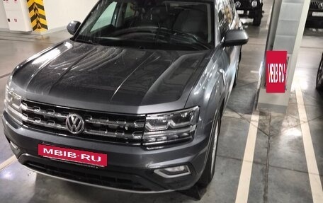 Volkswagen Teramont I, 2018 год, 3 000 000 рублей, 5 фотография