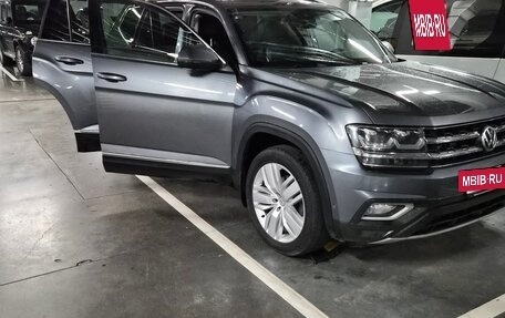 Volkswagen Teramont I, 2018 год, 3 000 000 рублей, 9 фотография
