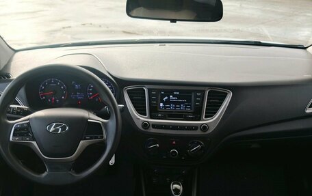 Hyundai Solaris II рестайлинг, 2021 год, 1 345 000 рублей, 14 фотография