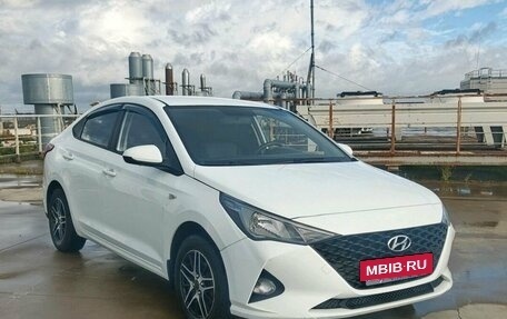 Hyundai Solaris II рестайлинг, 2021 год, 1 345 000 рублей, 4 фотография