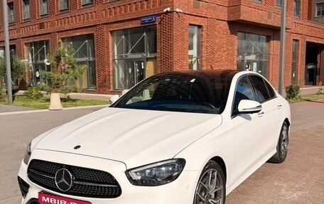 Mercedes-Benz E-Класс, 2020 год, 5 500 000 рублей, 2 фотография