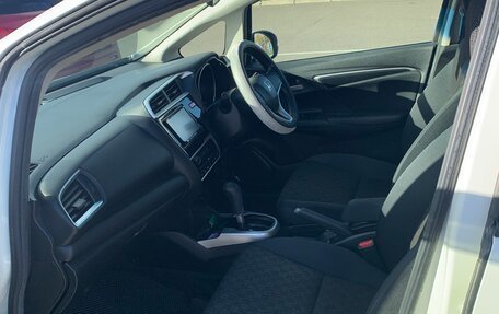 Honda Fit III, 2016 год, 1 200 000 рублей, 9 фотография