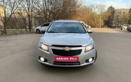 Chevrolet Cruze II, 2012 год, 700 000 рублей, 6 фотография