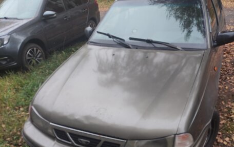 Daewoo Nexia I рестайлинг, 2003 год, 135 000 рублей, 4 фотография