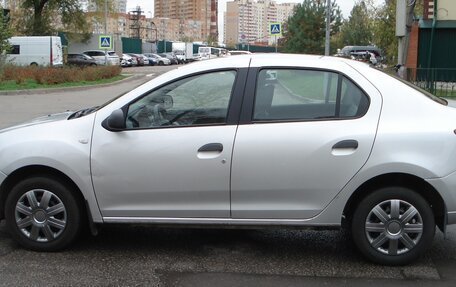 Renault Logan II, 2015 год, 445 000 рублей, 6 фотография
