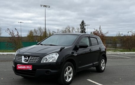 Nissan Qashqai, 2009 год, 700 000 рублей, 1 фотография
