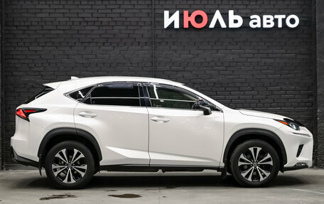 Lexus NX I, 2019 год, 3 650 000 рублей, 9 фотография