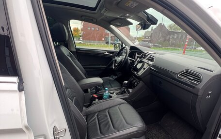 Volkswagen Tiguan II, 2019 год, 4 500 000 рублей, 6 фотография