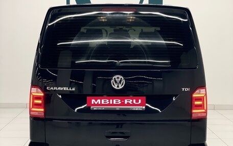 Volkswagen Caravelle T6 рестайлинг, 2016 год, 2 750 000 рублей, 8 фотография