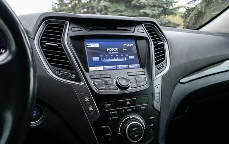 Hyundai Santa Fe III рестайлинг, 2012 год, 1 800 000 рублей, 23 фотография