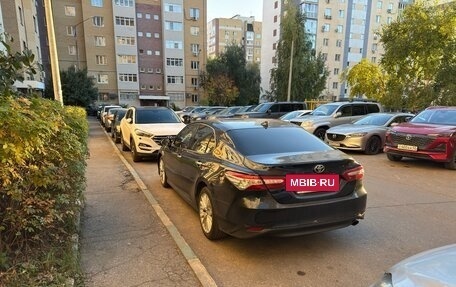 Toyota Camry, 2019 год, 2 800 000 рублей, 4 фотография
