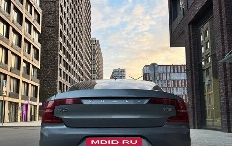 Volvo S90 II рестайлинг, 2019 год, 2 850 000 рублей, 7 фотография