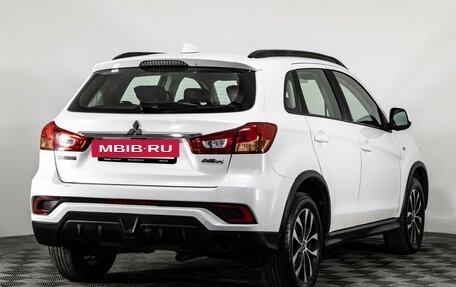 Mitsubishi ASX I рестайлинг, 2017 год, 999 000 рублей, 5 фотография
