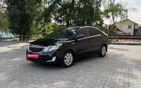 KIA Rio III рестайлинг, 2013 год, 830 000 рублей, 1 фотография