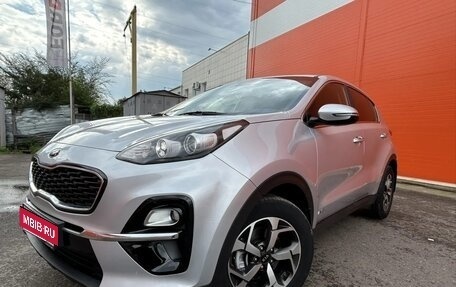 KIA Sportage IV рестайлинг, 2018 год, 2 075 000 рублей, 1 фотография