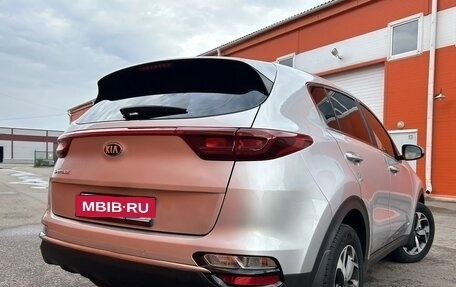KIA Sportage IV рестайлинг, 2018 год, 2 075 000 рублей, 8 фотография