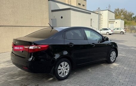 KIA Rio III рестайлинг, 2013 год, 830 000 рублей, 5 фотография