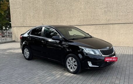 KIA Rio III рестайлинг, 2013 год, 830 000 рублей, 3 фотография
