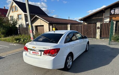 Chevrolet Cruze II, 2012 год, 545 000 рублей, 3 фотография