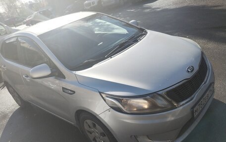 KIA Rio III рестайлинг, 2013 год, 450 000 рублей, 2 фотография