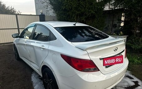 Hyundai Solaris II рестайлинг, 2014 год, 750 000 рублей, 3 фотография
