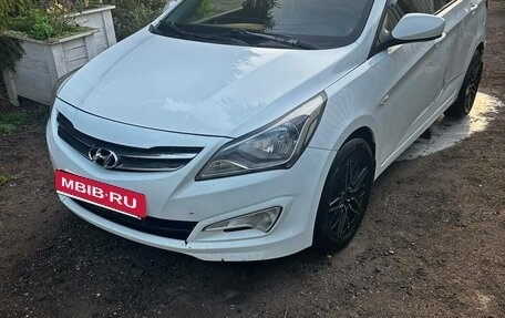 Hyundai Solaris II рестайлинг, 2014 год, 750 000 рублей, 2 фотография