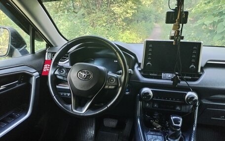 Toyota RAV4, 2020 год, 3 600 000 рублей, 3 фотография
