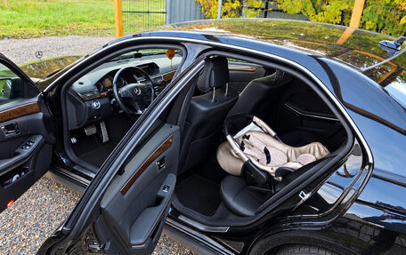Mercedes-Benz E-Класс, 2010 год, 1 400 000 рублей, 8 фотография