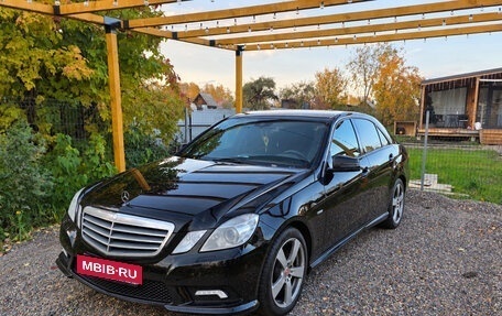 Mercedes-Benz E-Класс, 2010 год, 1 400 000 рублей, 2 фотография