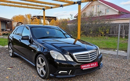 Mercedes-Benz E-Класс, 2010 год, 1 400 000 рублей, 3 фотография