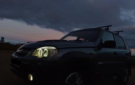 Chevrolet Niva I рестайлинг, 2011 год, 540 000 рублей, 10 фотография