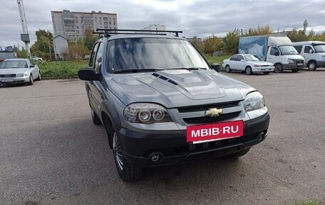 Chevrolet Niva I рестайлинг, 2011 год, 540 000 рублей, 5 фотография