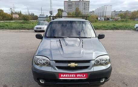 Chevrolet Niva I рестайлинг, 2011 год, 540 000 рублей, 6 фотография